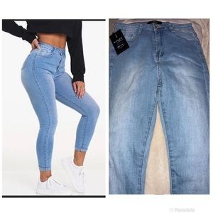 New medium nvgtn jeans